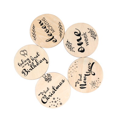 kopen Baby maandelijkse mijlpaal kaarten Houten afgedrukte mijlpaal schijven voor baby pasgeborenen geschenken-persoonlijk ontwerp accepteren online manufacture