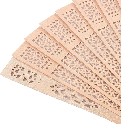 Beli Custom Cina Ukiran Lipat Aroma Kayu Hand Fan Hotel Wedding Fan online manufacture