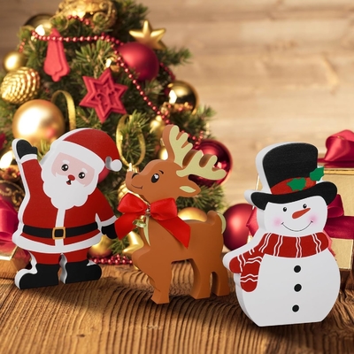 Op maat gemaakt houten kerstversieringen uniek ontwerp kerstman sneeuwman eland vorm voor tafel tafel feest decoratie